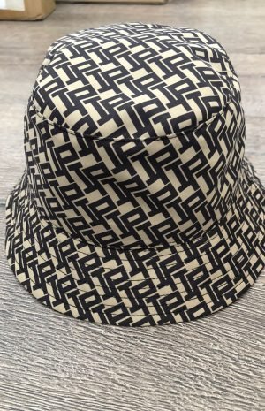 Insolence monogram B.Hat